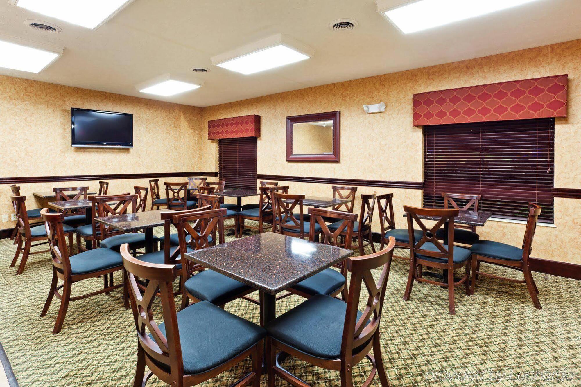 Holiday Inn Express Dandridge, An Ihg Hotel Buitenkant foto
